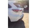 Blizzard Pearl White - Highlander LE Photo No. 3