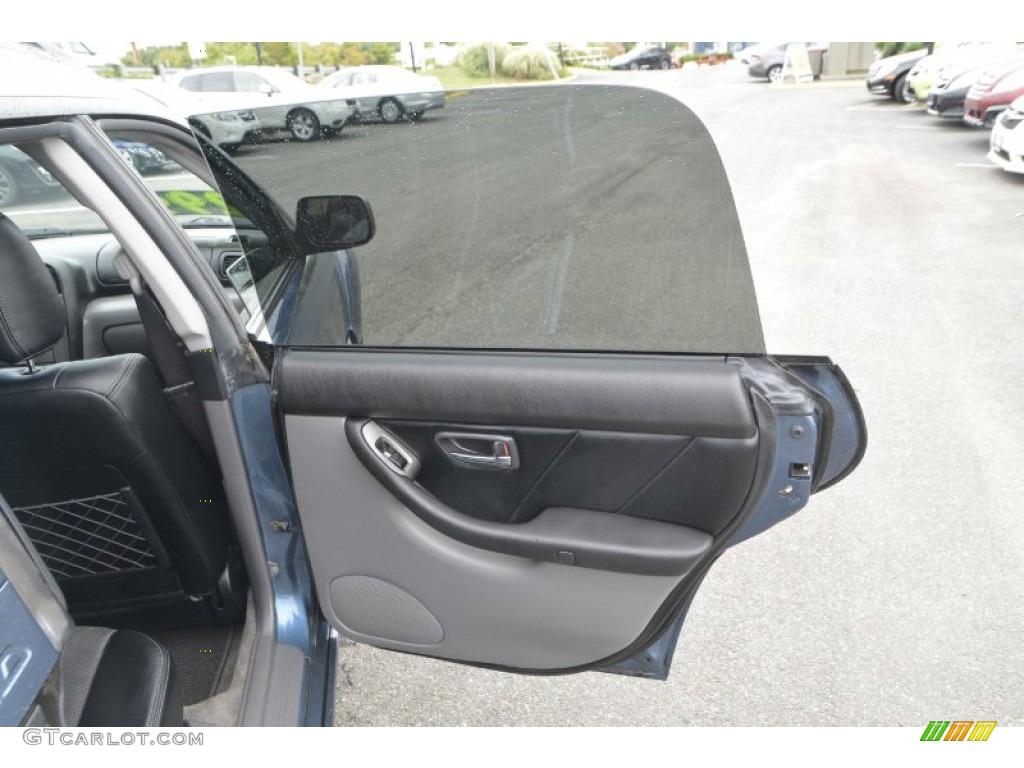 2006 Subaru Baja Sport Gray Door Panel Photo #107658985
