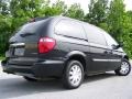 2007 Brilliant Black Crystal Pearl Chrysler Town & Country Touring  photo #4