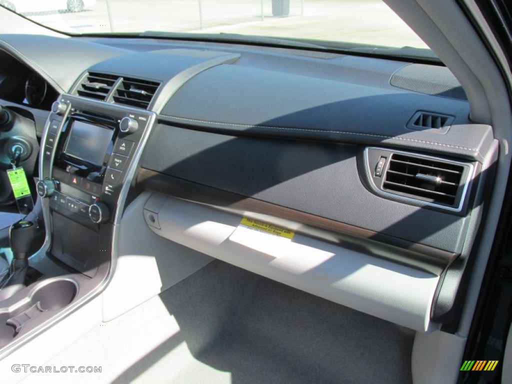 2015 Camry XLE - Cosmic Gray Mica / Ash photo #16