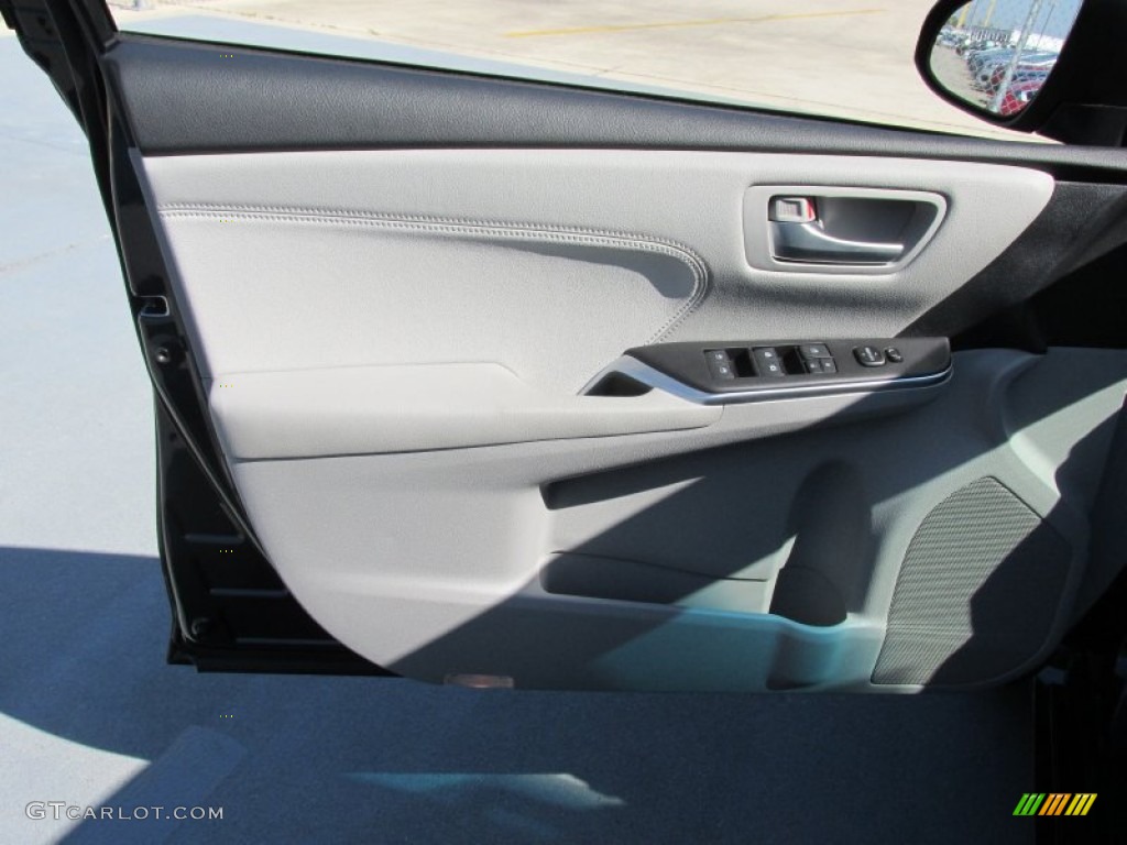 2015 Camry XLE - Cosmic Gray Mica / Ash photo #19