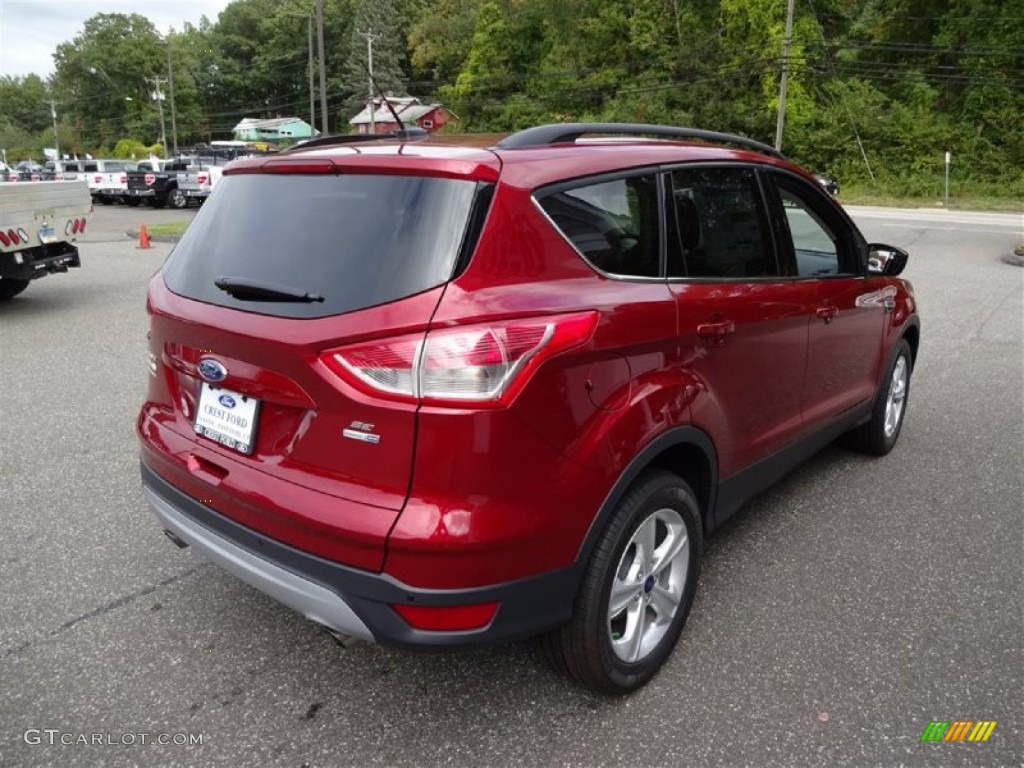 2016 Escape SE 4WD - Ruby Red Metallic / Charcoal Black photo #7