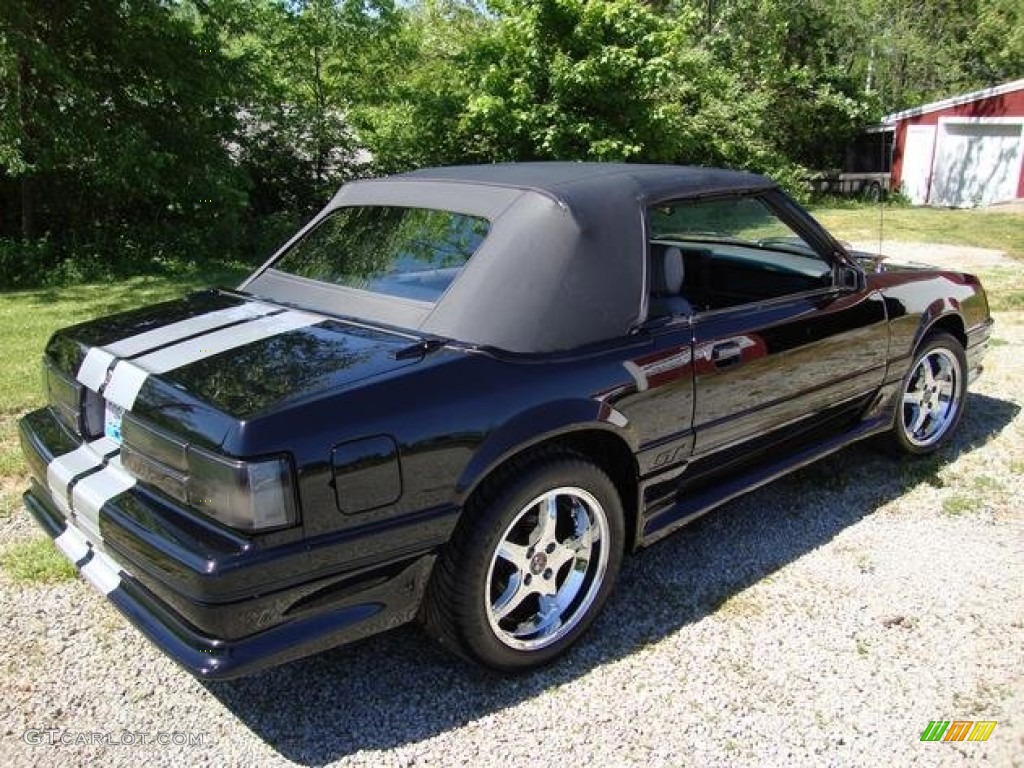 1985 Mustang GT Convertible - Black / Grey photo #4