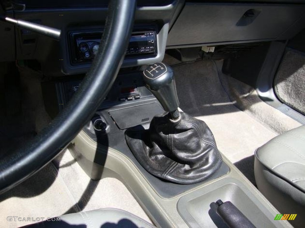 1985 Mustang GT Convertible - Black / Grey photo #9