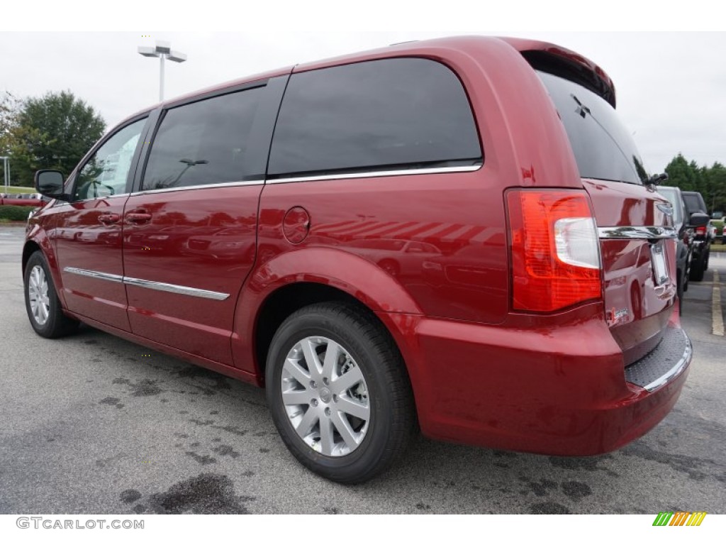 2016 Town & Country Touring - Deep Cherry Red Crystal Pearl / Black/Light Graystone photo #2