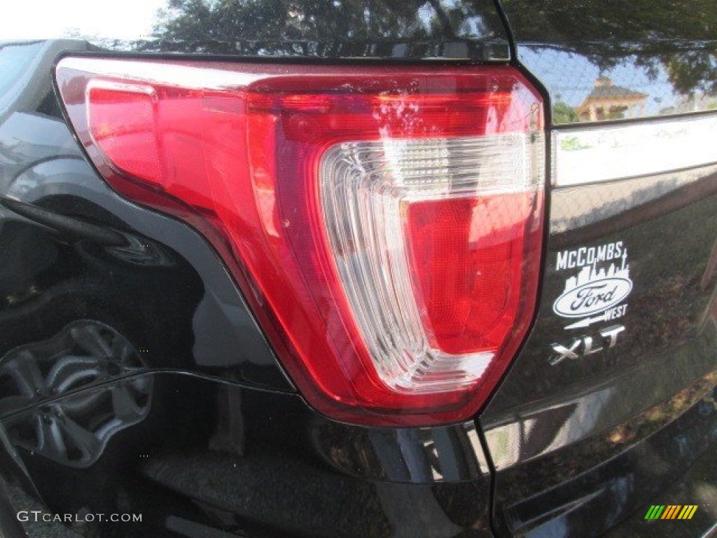 2016 Explorer XLT - Shadow Black / Ebony Black photo #9