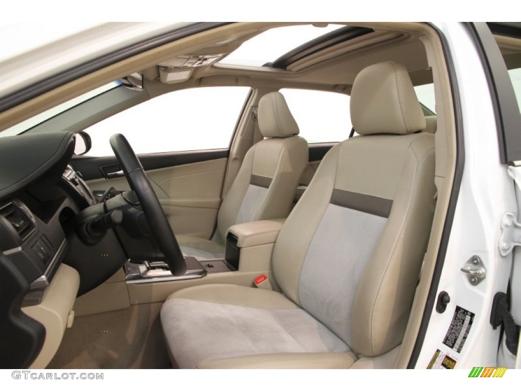 2013 Toyota Camry Hybrid XLE Interior Color Photos