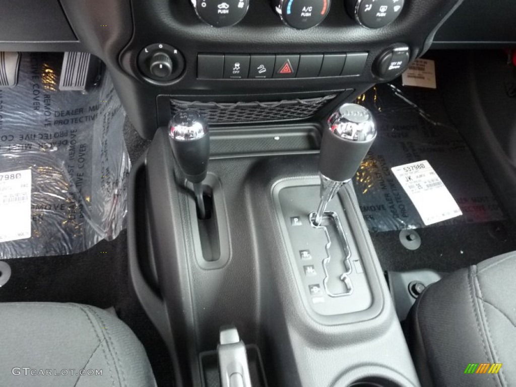 2016 Jeep Wrangler Unlimited Sport 4x4 5 Speed Automatic Transmission Photo #107679367