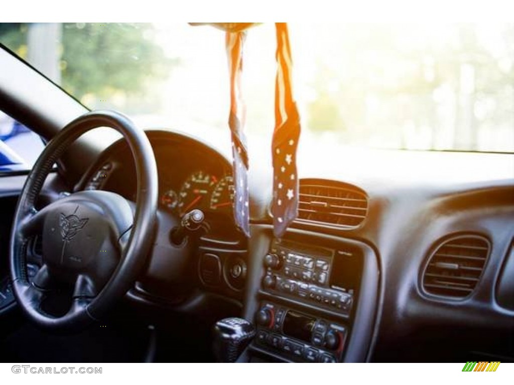 2004 Corvette Z06 - LeMans Blue Metallic / Black photo #7