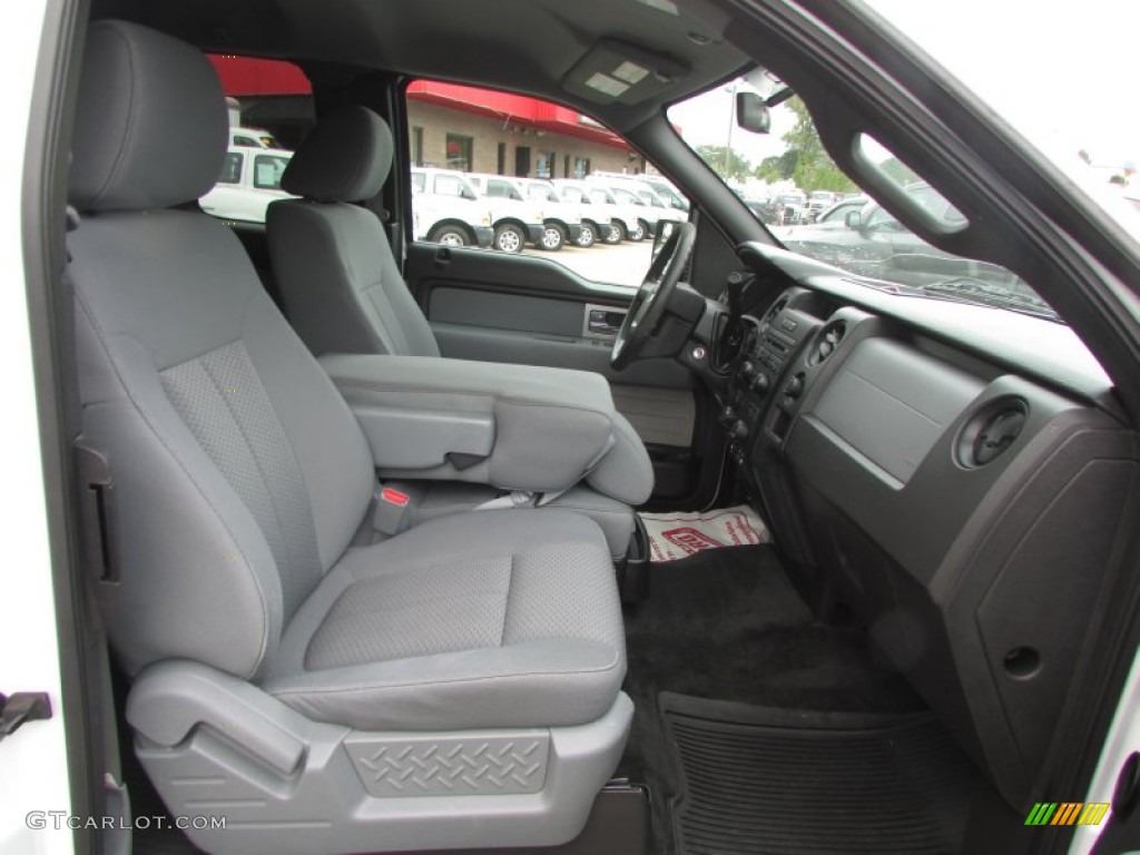 2011 F150 XL SuperCab - Oxford White / Steel Gray photo #19