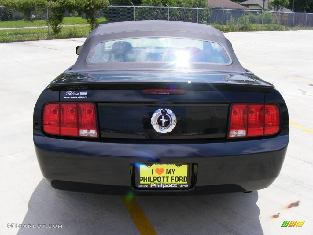 2007 Mustang V6 Deluxe Convertible - Black / Dark Charcoal photo #4