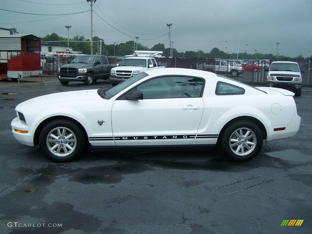 2009 Mustang V6 Coupe - Performance White / Light Graphite photo #1