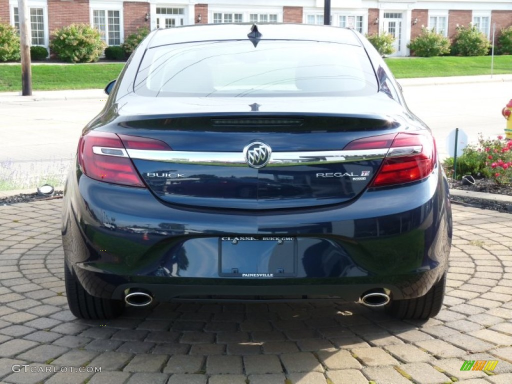 2016 Regal Premium II Group AWD - Dark Sapphire Blue Metallic / Ebony photo #2