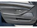 Black Sapphire Metallic - M5 Sedan Photo No. 8