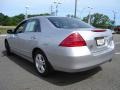 2007 Alabaster Silver Metallic Honda Accord SE Sedan  photo #3