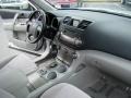 Classic Silver Metallic - Highlander 4WD Photo No. 14