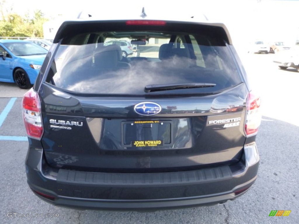 2016 Forester 2.5i Touring - Dark Gray Metallic / Gray photo #8