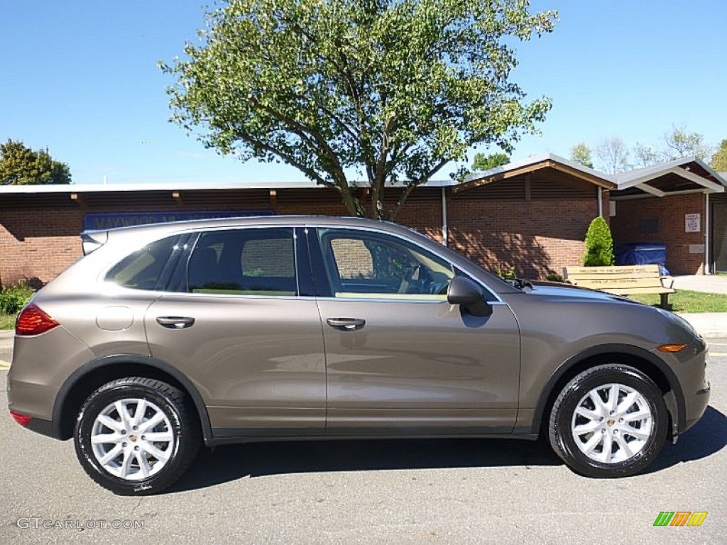 2011 Cayenne  - Umber Brown Metallic / Luxor Beige photo #6