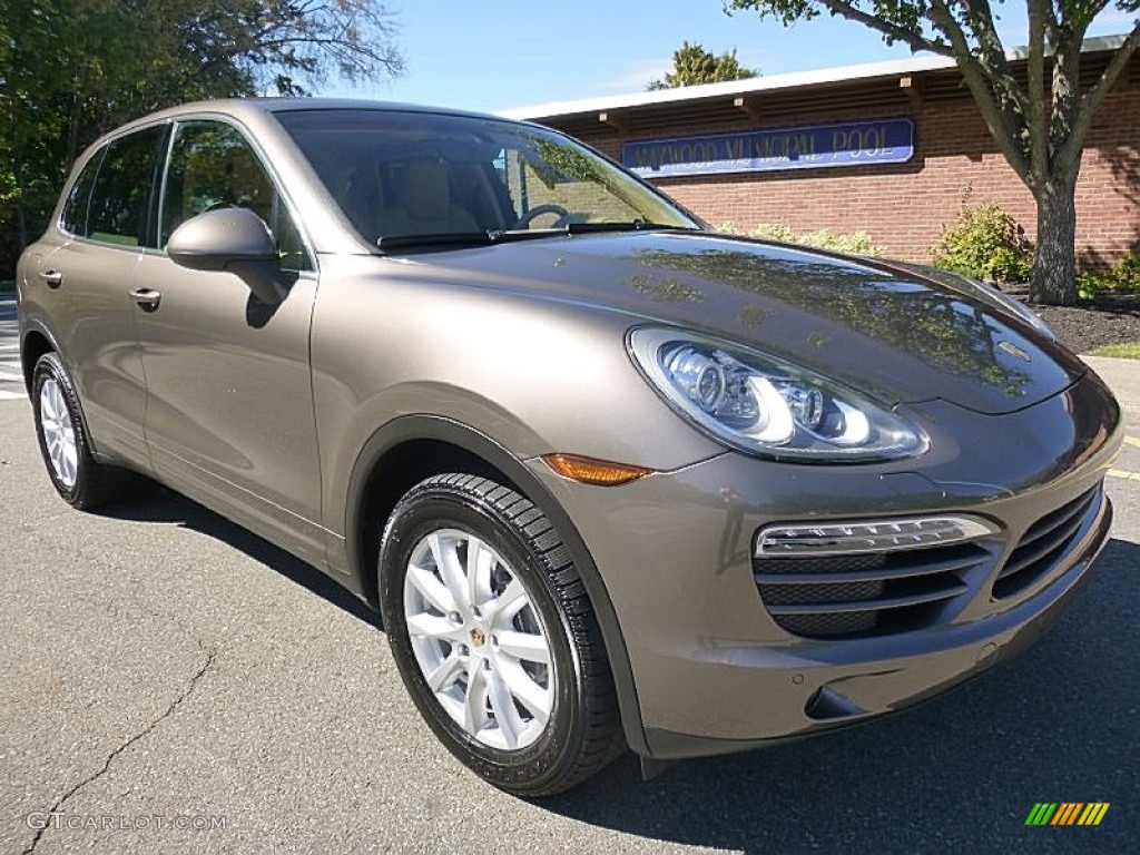 2011 Cayenne  - Umber Brown Metallic / Luxor Beige photo #7