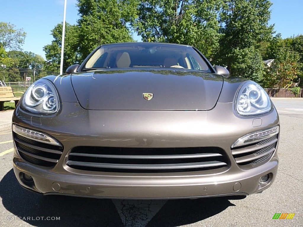 2011 Cayenne  - Umber Brown Metallic / Luxor Beige photo #8