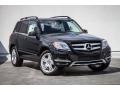 Front 3/4 View of 2015 GLK 350