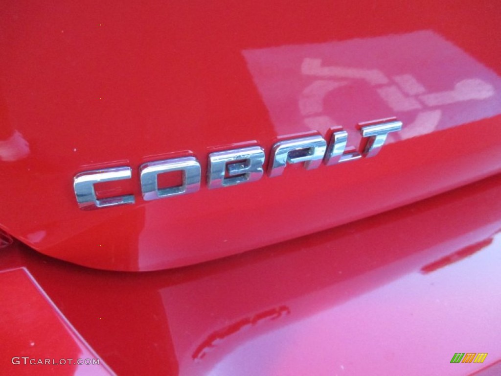 2010 Cobalt LS Sedan - Victory Red / Gray photo #5