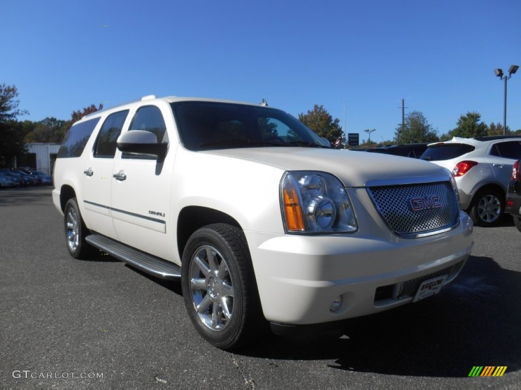 2013 Yukon XL Denali AWD - White Diamond Tricoat / Cocoa/Light Cashmere photo #1