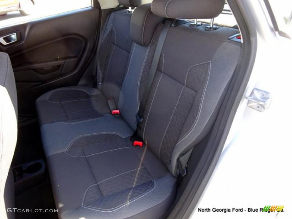 2014 Fiesta SE Hatchback - Ingot Silver / Charcoal Black photo #15