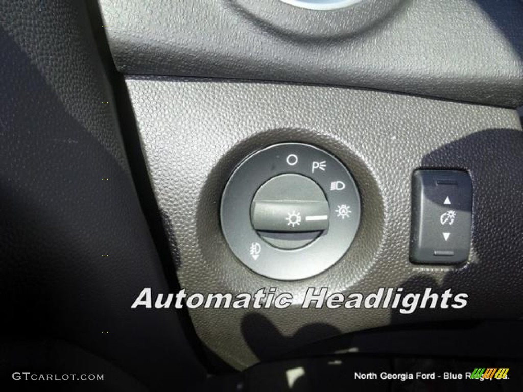 2014 Fiesta SE Hatchback - Ingot Silver / Charcoal Black photo #27
