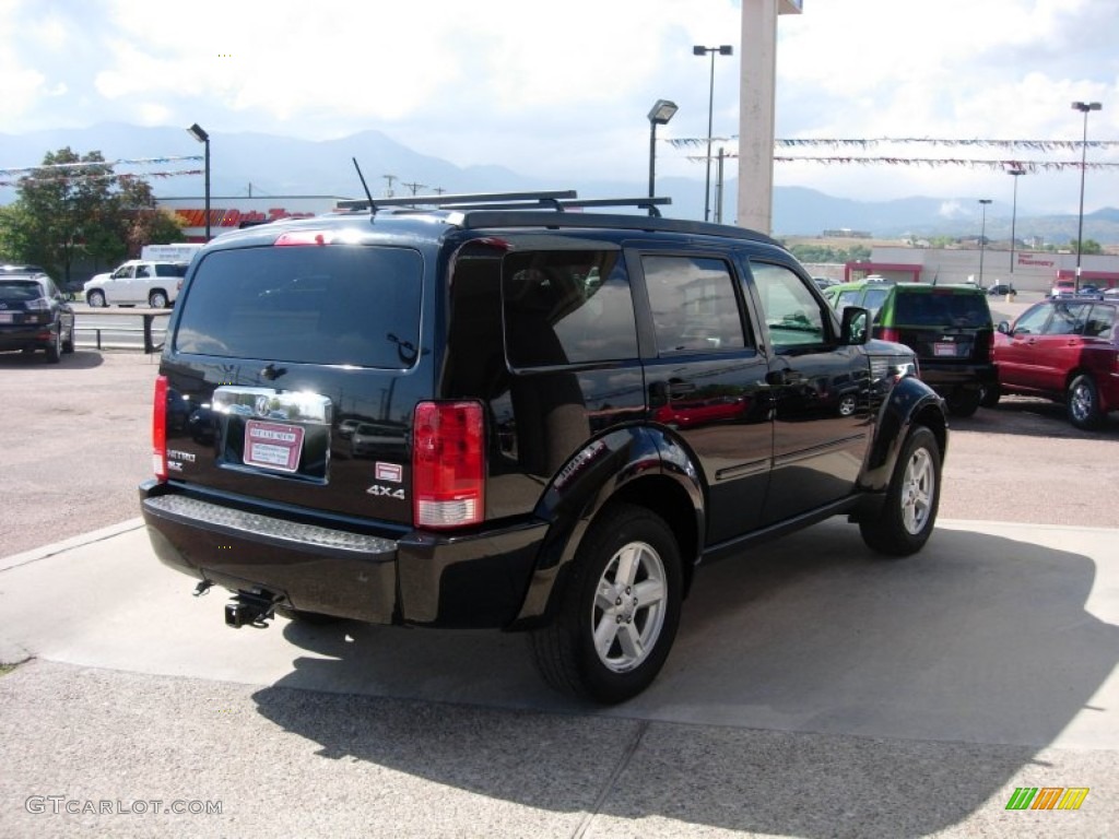 2007 Nitro SLT 4x4 - Black / Dark Khaki/Medium Khaki photo #5