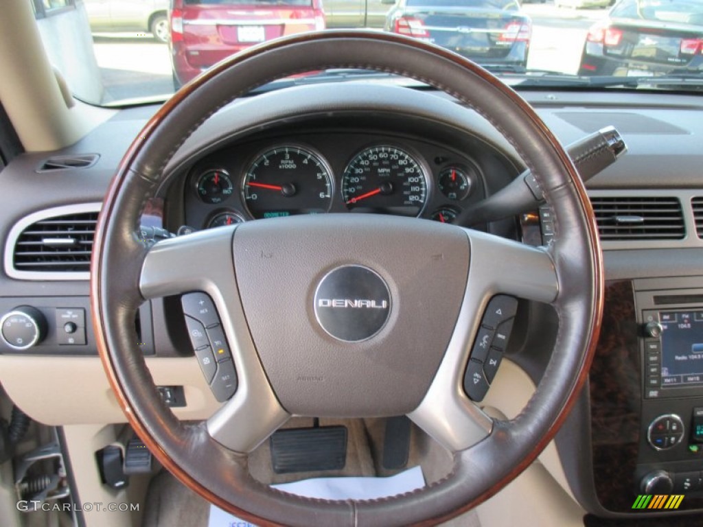 2009 GMC Yukon XL Denali AWD Cocoa/Light Cashmere Steering Wheel Photo #107725154