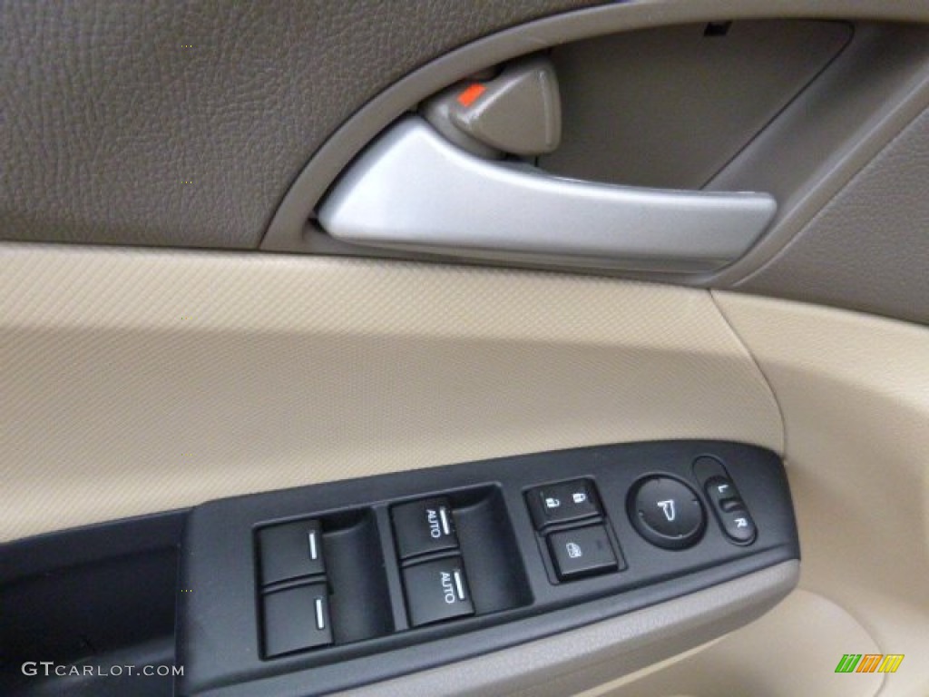 2010 Accord LX-P Sedan - Crystal Black Pearl / Ivory photo #19