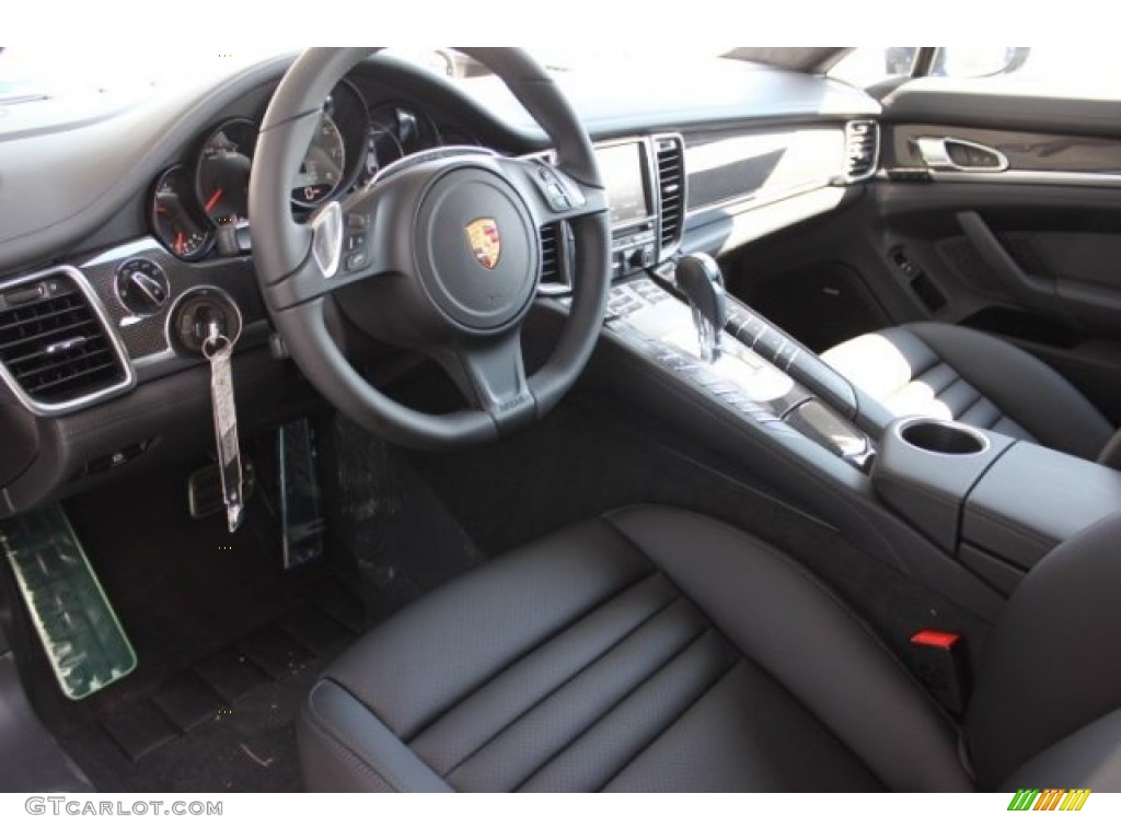 Black Interior 2016 Porsche Panamera GTS Photo #107737757