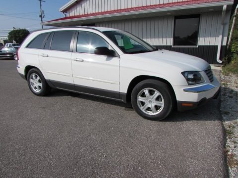 2004 Chrysler Pacifica  Data, Info and Specs