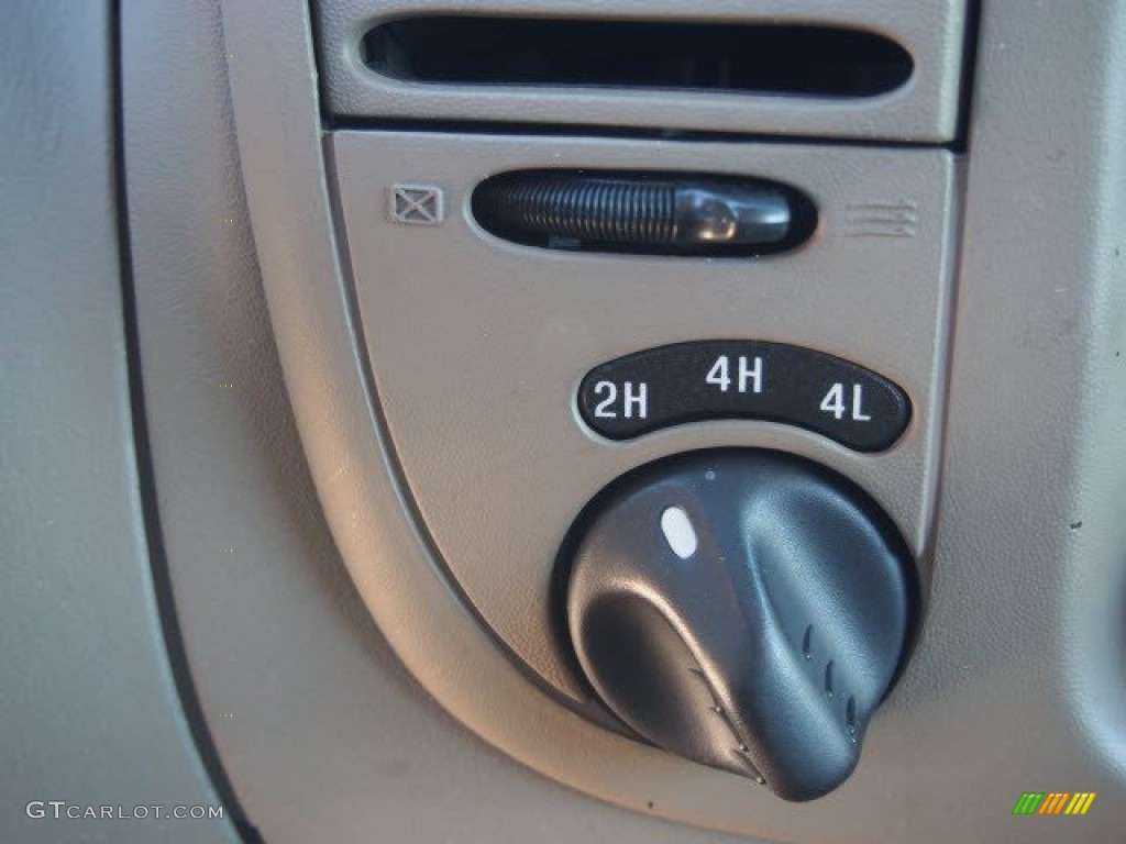 2002 F150 XLT SuperCab 4x4 - Estate Green Metallic / Dark Graphite photo #14