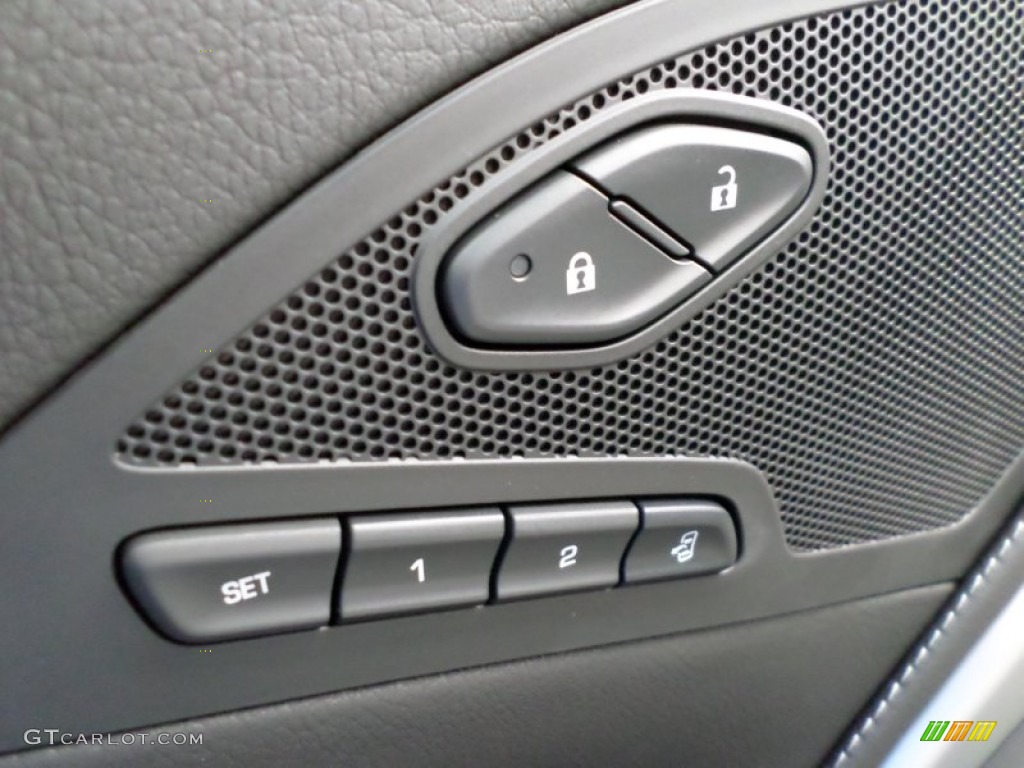 2016 Chevrolet Corvette Stingray Coupe Controls Photo #107742668