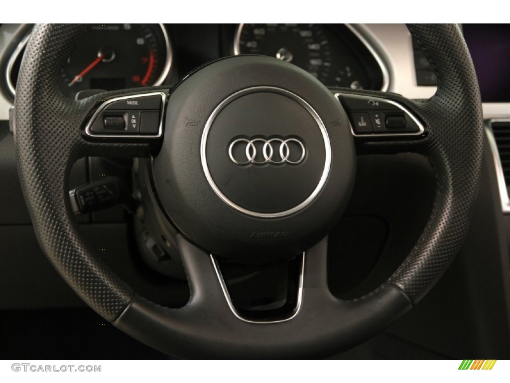 2013 Audi Q7 3.0 S Line quattro Steering Wheel Photos