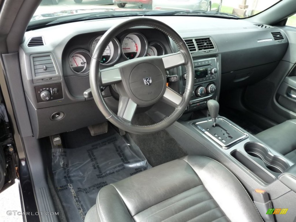 2010 Challenger R/T Classic - Brilliant Black Crystal Pearl / Dark Slate Gray photo #3