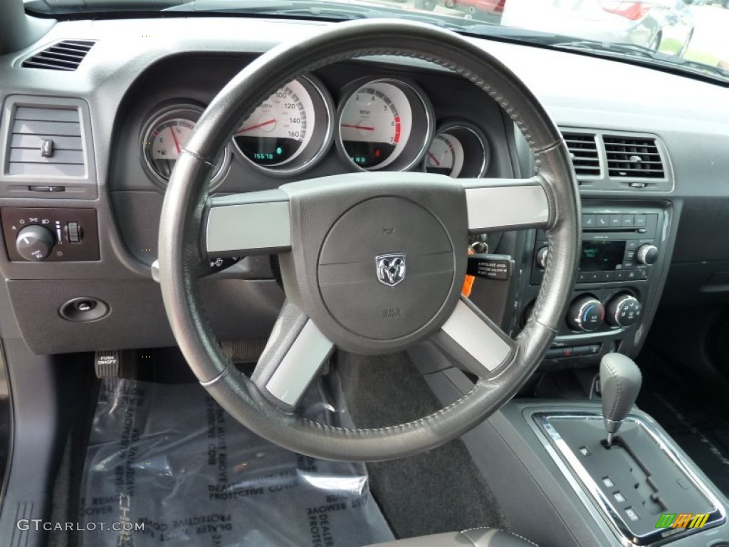 2010 Challenger R/T Classic - Brilliant Black Crystal Pearl / Dark Slate Gray photo #4
