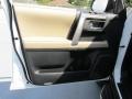 Super White - 4Runner SR5 Photo No. 20
