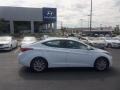 2016 White Hyundai Elantra SE  photo #11