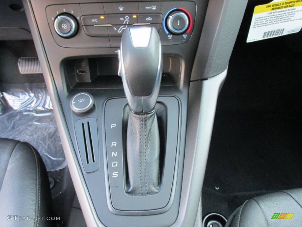 2015 Ford Focus SE Sedan 6 Speed PowerShift Automatic Transmission Photo #107754575