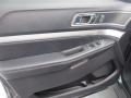 2016 Magnetic Metallic Ford Explorer XLT  photo #15