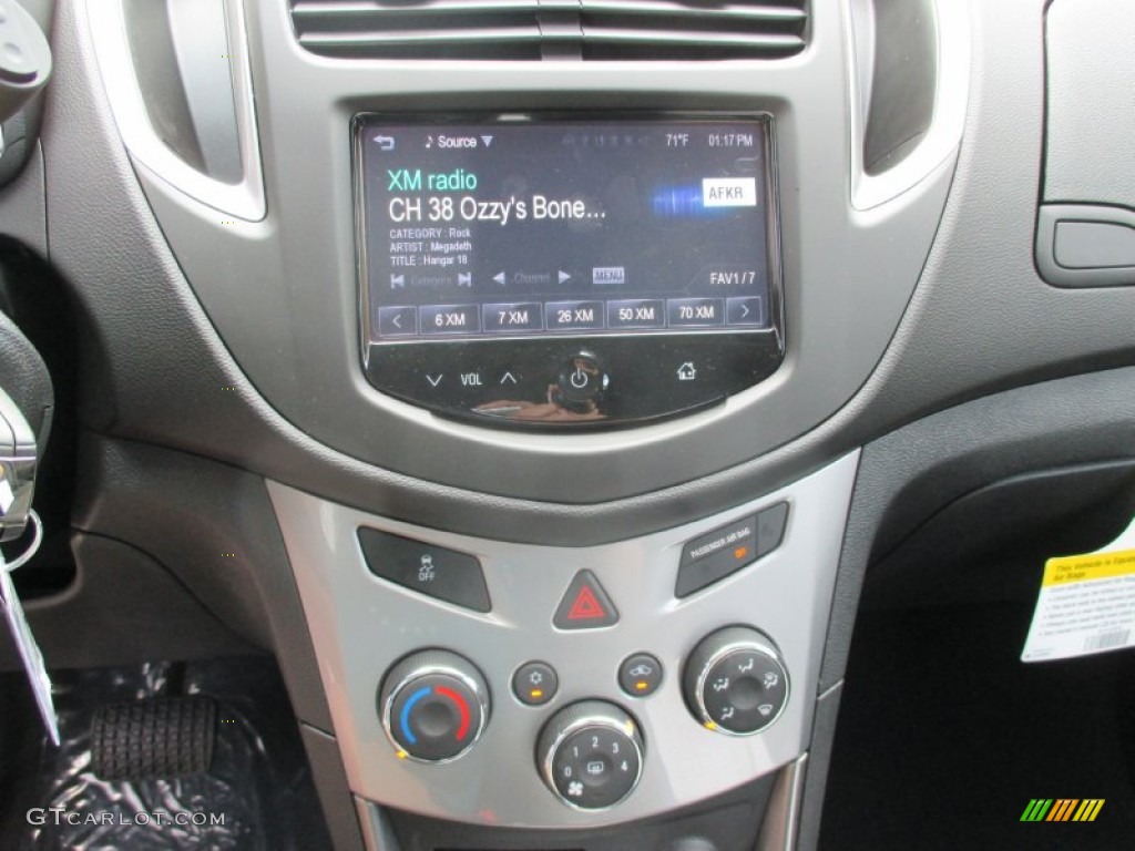 2016 Trax LT - Cyber Gray Metallic / Jet Black photo #15