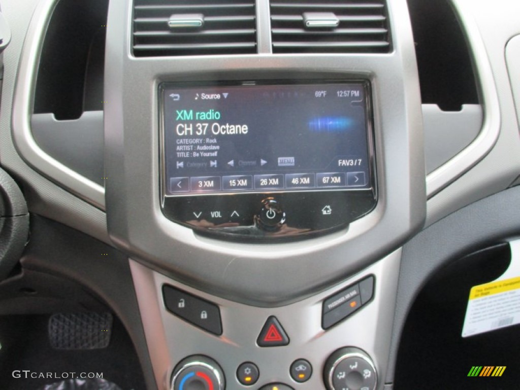 2016 Chevrolet Sonic LT Hatchback Controls Photo #107758778