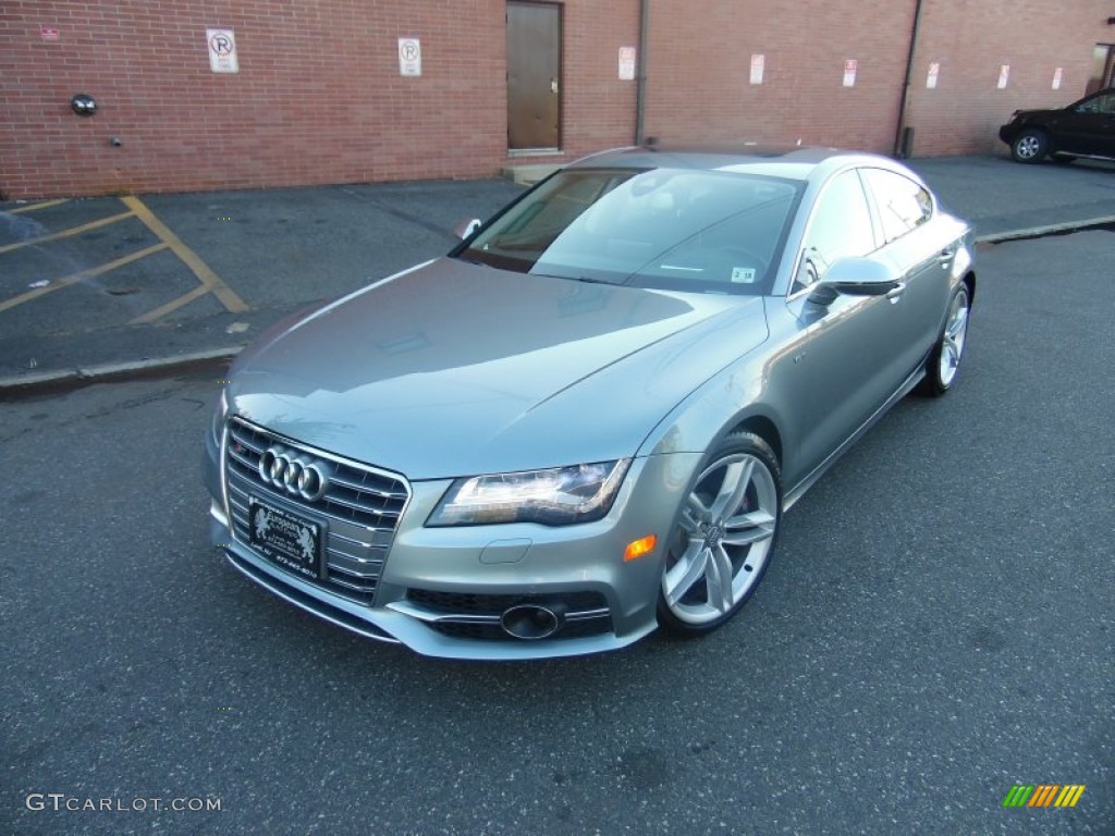 2013 S7 4.0 TFSI quattro - Quartz Gray Metallic / Black Valcona Leather with Comfort Seating photo #1