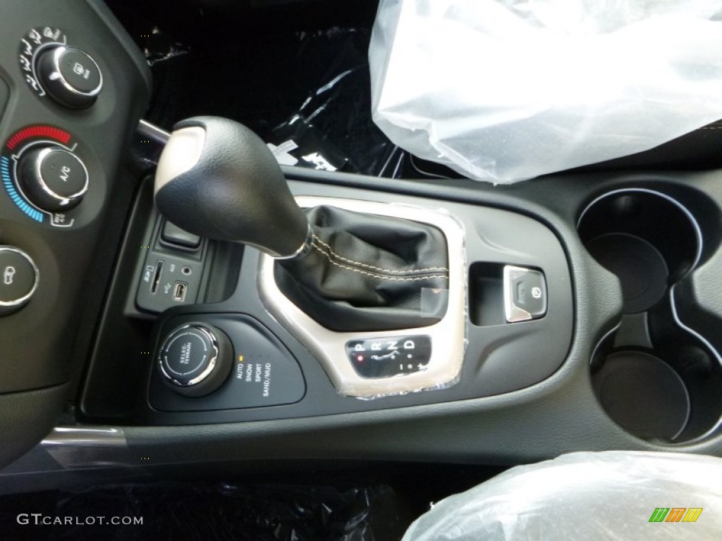2016 Jeep Cherokee Sport 4x4 Transmission Photos