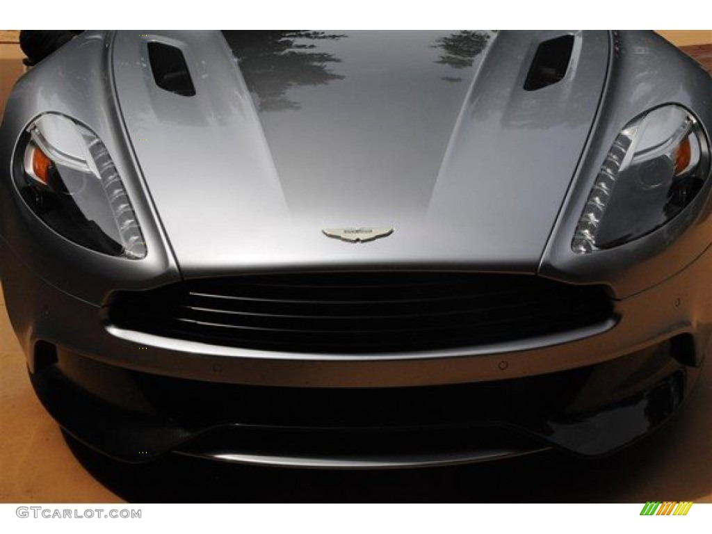 2014 Vanquish  - Lightning Silver / Obsidian Black photo #8
