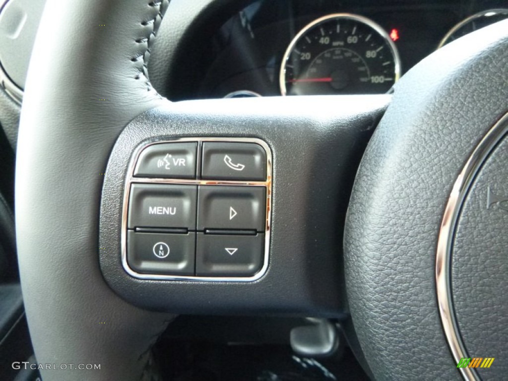 2016 Jeep Wrangler Unlimited Willys Wheeler 4x4 Controls Photos