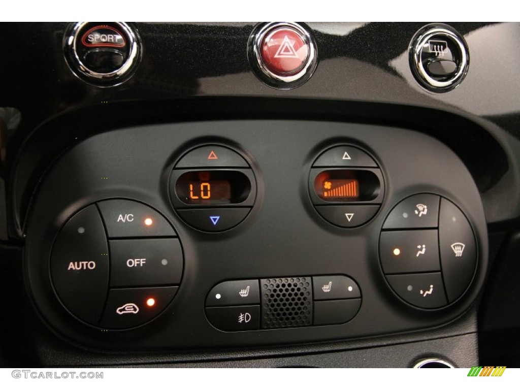 2013 Fiat 500 Abarth Controls Photo #107763674